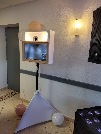 Photobooth Prestige Box Thouars, Développement de Photos à Brie