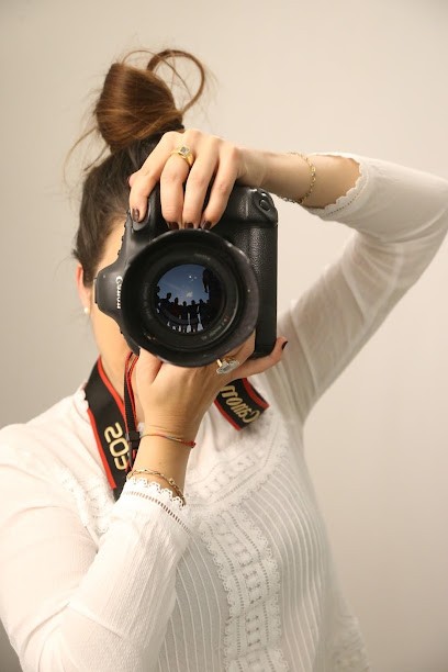 Aclée - Photographe Famille, Corporate & Reportages Sportifs, Photographe à Lourdes