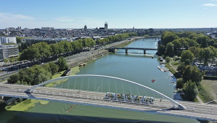 R-vision, Photographe à Verrières-en-Anjou