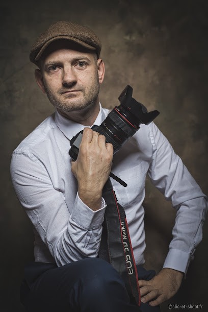 Click et shoot, Photographe à Agris