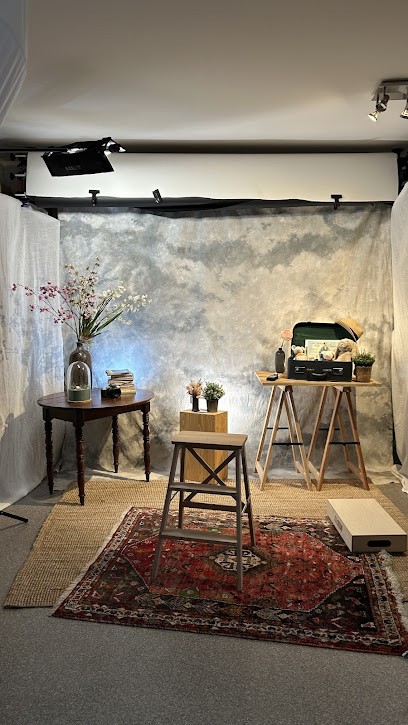 Les Photos D'Antoine - Antoine Ravet - Photographe Studio & Vidéo, Photos Identité, Portrait, Famille En Vallée De Chevreuse, Photographe à Gif-sur-Yvette