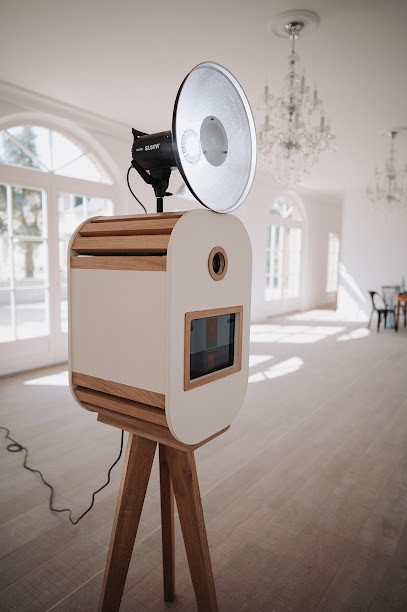 La Boîte à Pola - Location de photobooth/borne photo Rennes, Développement de Photos à Chateaugiron