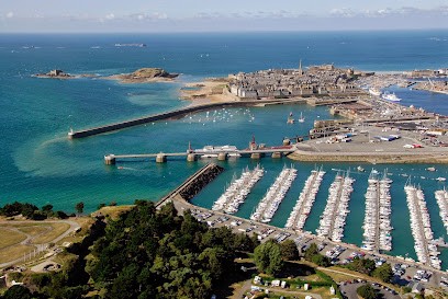 DUVAL-R.COM, Photographe au Val-Saint-Père