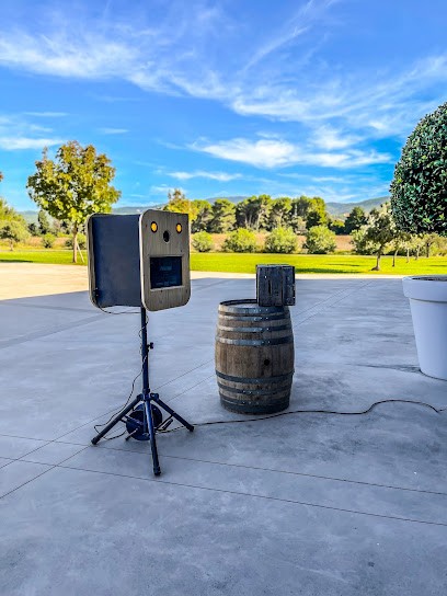 MEMENTO PHOTOBOOTH - LOCATION DE BORNES A SELFIES - PHOTOBOOTH, Développement de Photos à Vedène