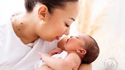 Studio Barbeau - Photographe Grossesse, Naissance, Bébé Et Famille, Photographe au Mesnil-Saint-Denis