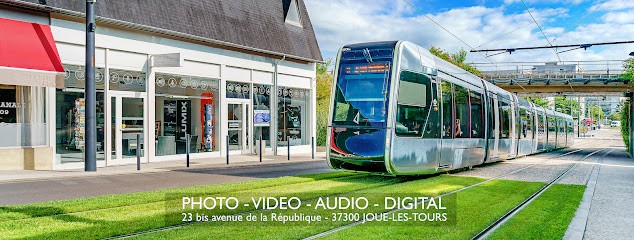 STUDIO UNIVERS, Développement de Photos à Joué-lès-Tours