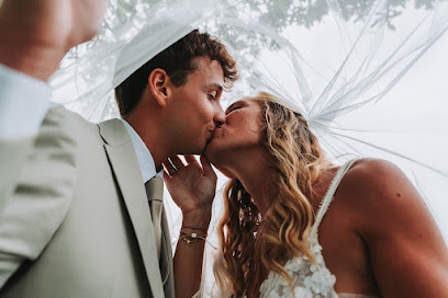 Maxime De Romans - Videaste Mariage Nantes Photographe à Orvault