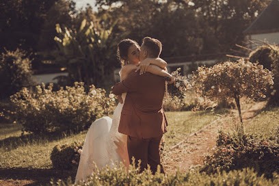 Little Pixel - Photographe, Vidéaste & Graphiste, Photographe à Pocé-sur-Cisse