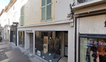 Gisele and george, Développement de Photos à Arles