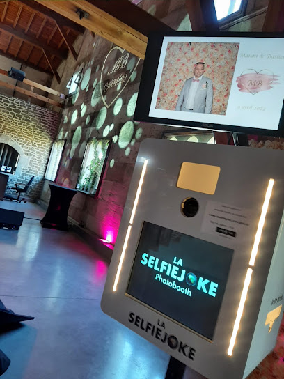 La Selfiejoke Photobooth Sollies-Toucas Développement De Photos à Solliès-Toucas