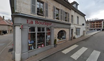 Miz-O-Point, Photographe à Ornans