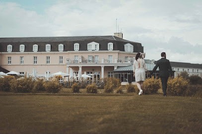 Gaëlle Berthelin Photographie, Photographe corporate , photographe aquatique, photographe mariage et grossesse, Développement de Photos à Osny