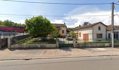 Mathilde Rommelaere | Photographe, Graphiste Et Webdesigner à Dijon, Photographe à Pontailler-sur-Saône