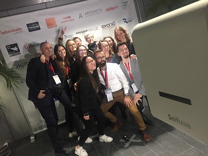 Selfizee Photobooth Poitiers, Développement de Photos à Vouneuil-sous-Biard