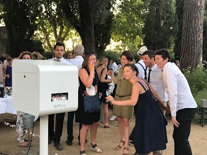 Selfizee photobooth Brest, Développement de Photos à Brest