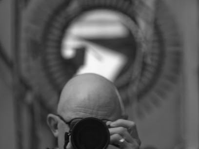 MaxMasse Luxcogito, Développement de Photos à Montrottier