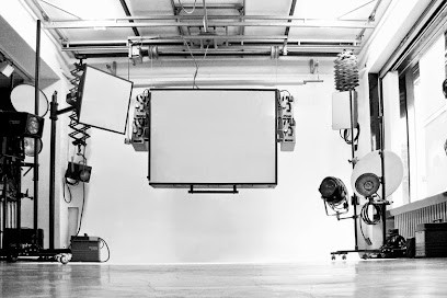 FRLB PHOTO STUDIO, Photographe à Paris 04