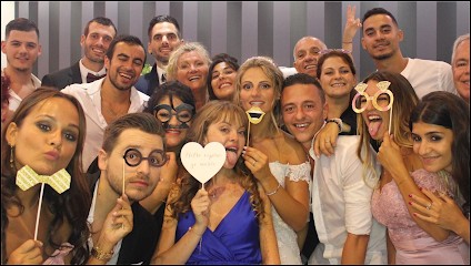 Enjoy Photobooth, Développement de Photos à Marseille 13