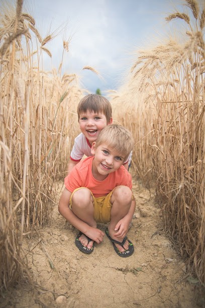 Tatyana Romanova Photographe, Photographe à Saint-Julien-de-Peyrolas