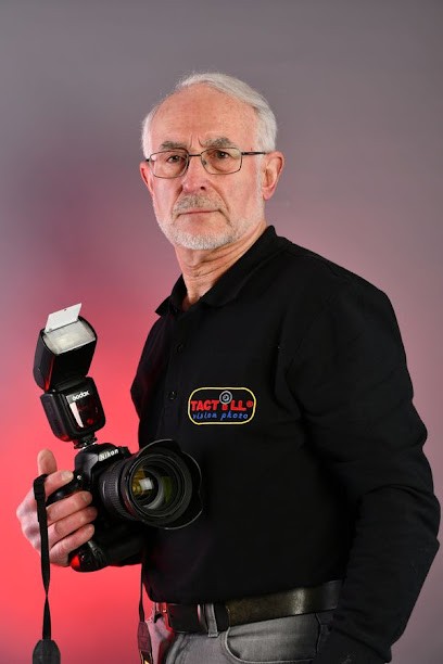 Athias Pierre - TACTILL, Photographe à Marsannay-le-Bois