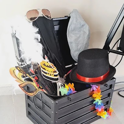 Happy Selfie, Développement de Photos à Saleilles