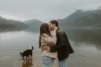 Chloé Laydevant - Photographe mariage Grenoble et Annecy, Photographe à Fontanil-Cornillon