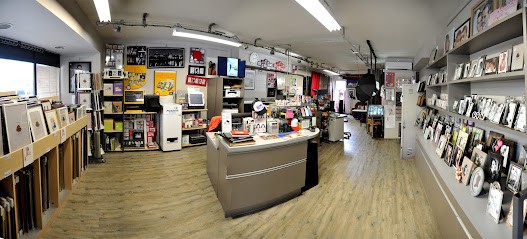 Photo Plus 82 Kodak Express, Développement de Photos à Montauban