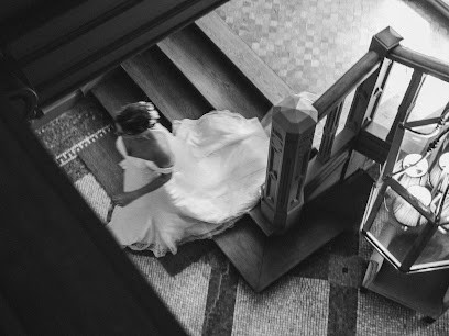 Silverback-film, Photographe à Fresnes-sur-Escaut