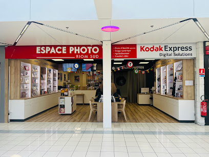 Espace Photo Riom Sud Développement De Photos à Ménétrol