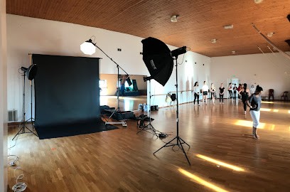 Sirblondin.com, Photographe à Presle