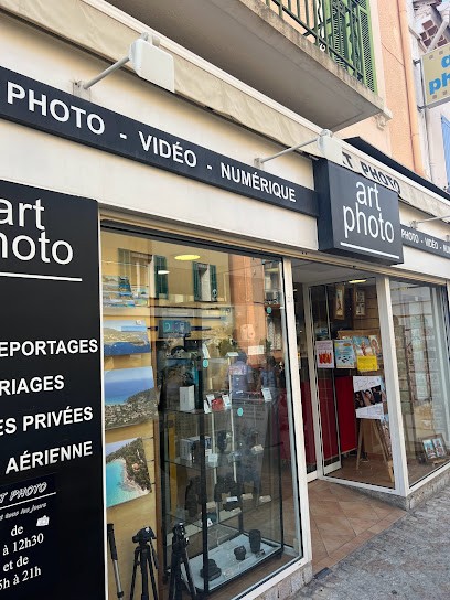 Art Photo, Magasin de Matériel Photographique au Lavandou