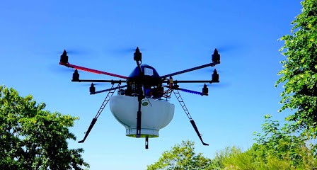 Synairgidrone, Photographe à Saint-Jean-de-la-Ruelle