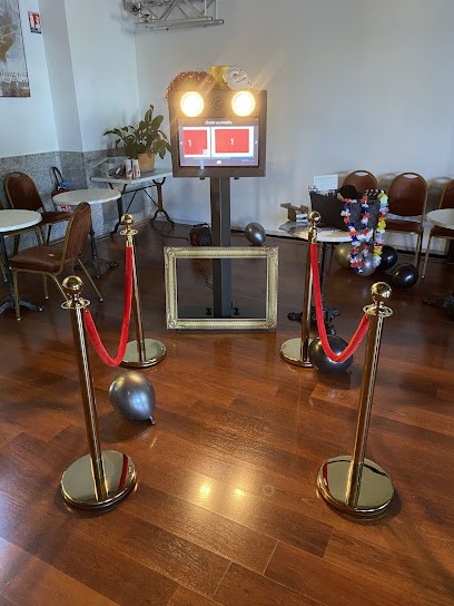 SMILE PICTURE PHOTOBOOTH, Développement de Photos à Saint-Maximin-la-Sainte-Baume