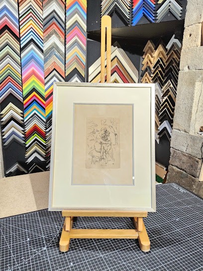 Marie-P & Jérémy Savel Photographie Et Encadrement Sur Mesure, Photographe à Polminhac