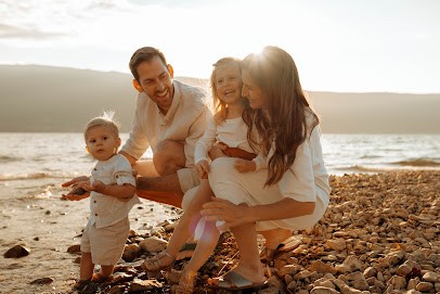 Maëva Hardy Photographe - Naissances - Famille - Grossesse - Accouchements, Photographe à Chevaline